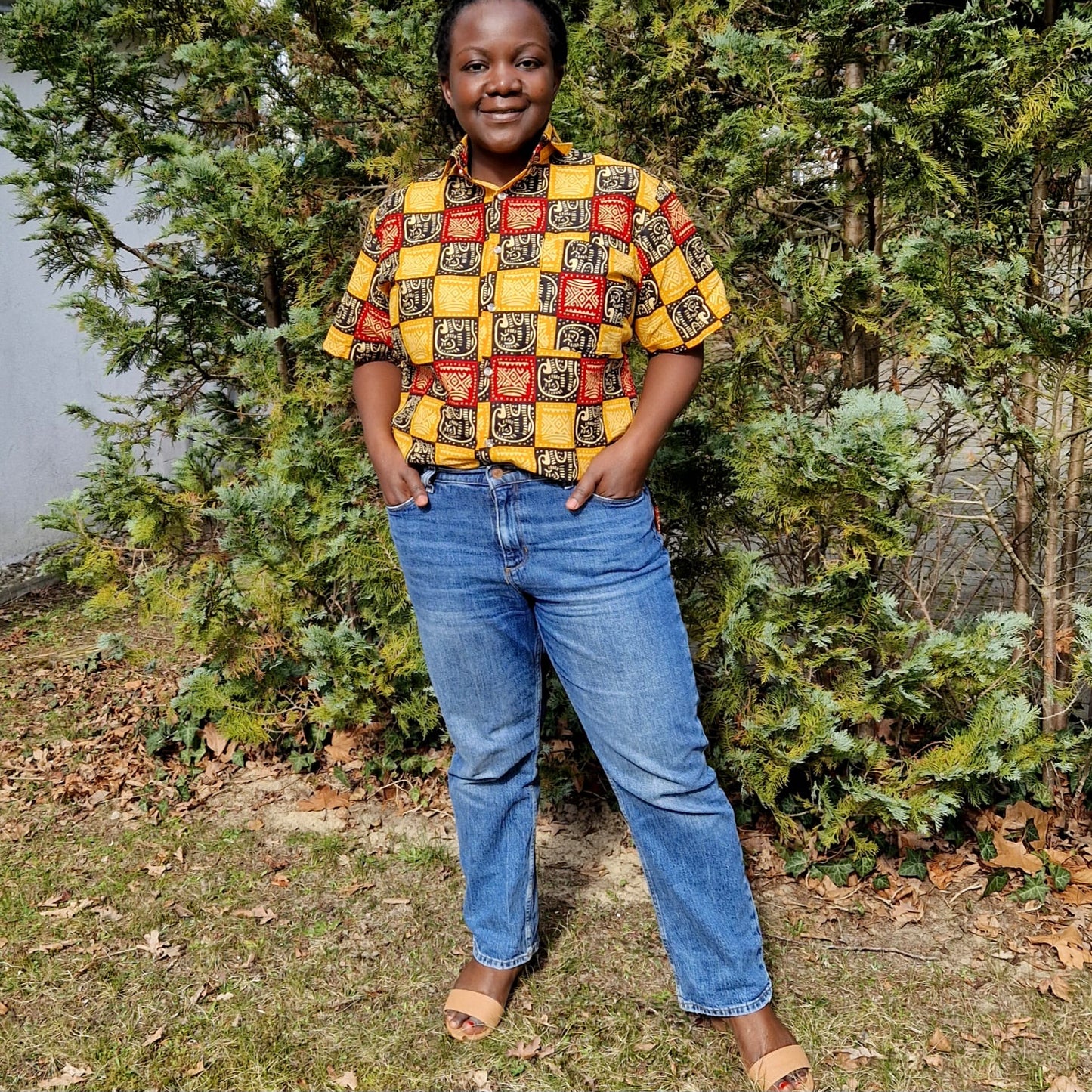 Ndovu njano unisex shirt